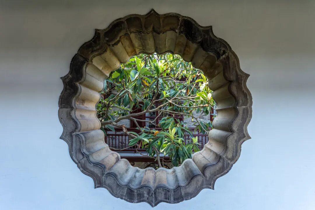 中国最宜居的城市，曾是世界No.1！比苏杭秀丽，比成都安逸，倦了就去小住几日