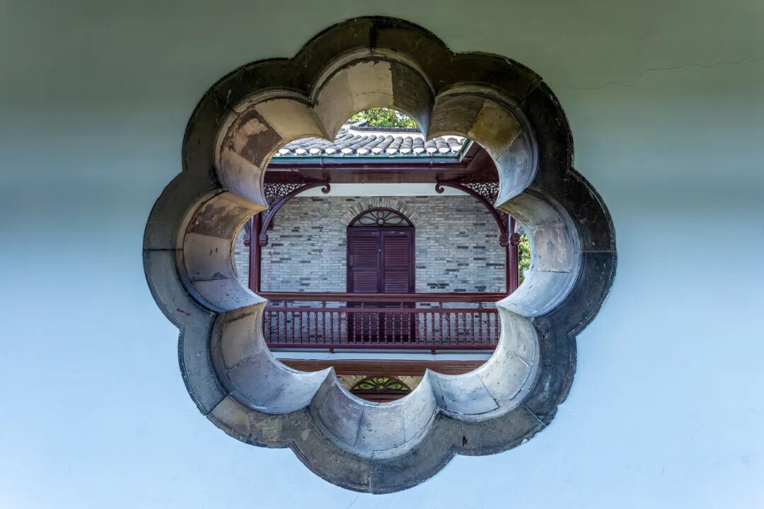 中国最宜居的城市，曾是世界No.1！比苏杭秀丽，比成都安逸，倦了就去小住几日