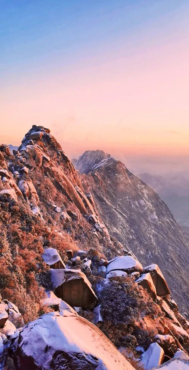 高铁直达！别去婺源挤了，这座花费26亿元打造的江西绝美古村，现实版的千与千寻，太仙了