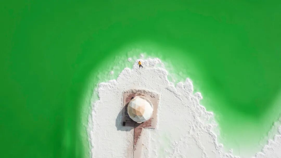 囤盐风波背后的真相！中国最大的“天空之镜"曝光，比茶卡盐湖大56倍，价值12万亿，够全世界人口吃1000年！