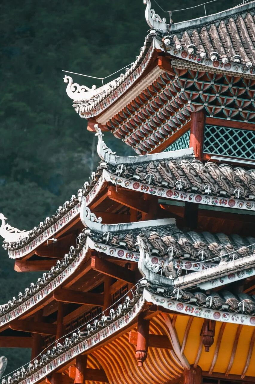 中国最“色”的边境小城，比昆明宜居，比桂林丰满，又甜又野，还稳居世界长寿Top1