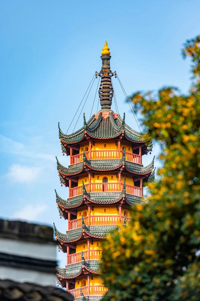 江苏“最小”的城市，面积只有苏州的1/2，比苏州浪漫，比杭州安逸，美到辛弃疾都赞不绝口！