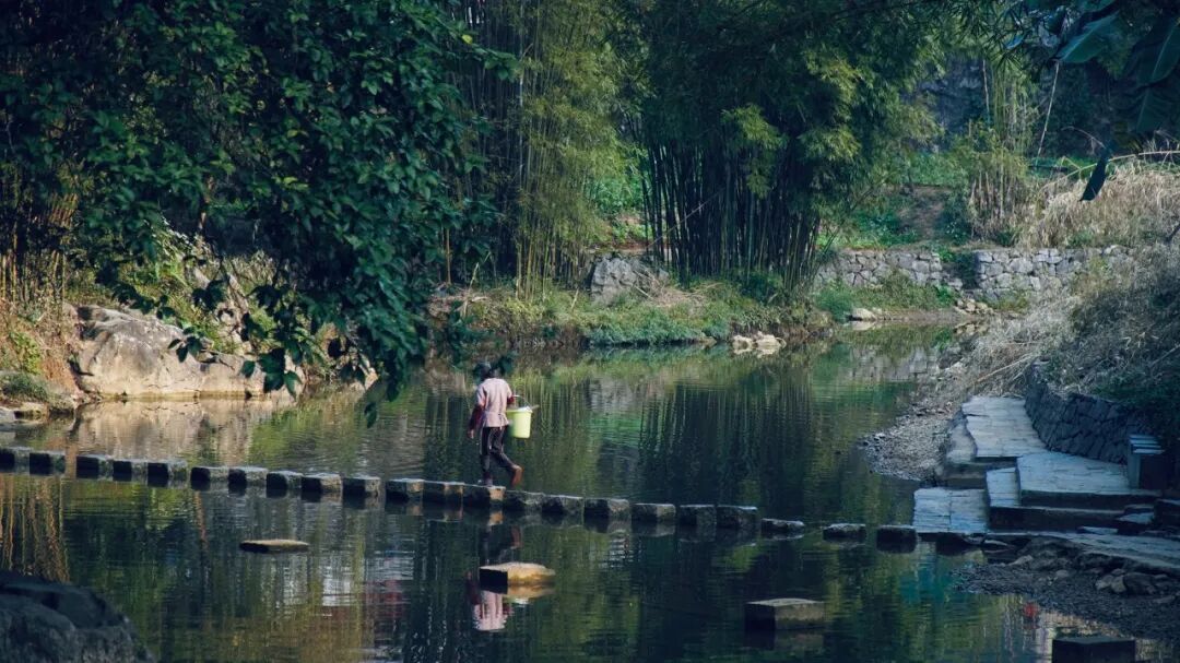 别去丽江挤了！这座距广州一个半小时的千年古镇，高铁直达，比凤凰静谧，比南浔迷人