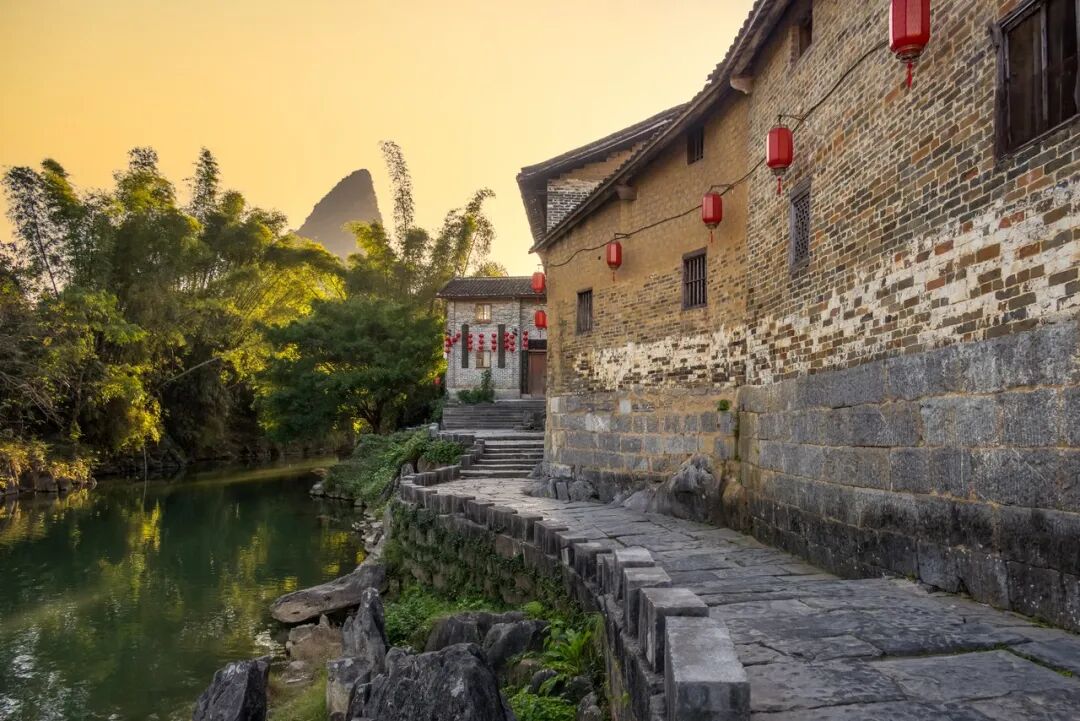 别去丽江挤了！这座距广州一个半小时的千年古镇，高铁直达，比凤凰静谧，比南浔迷人