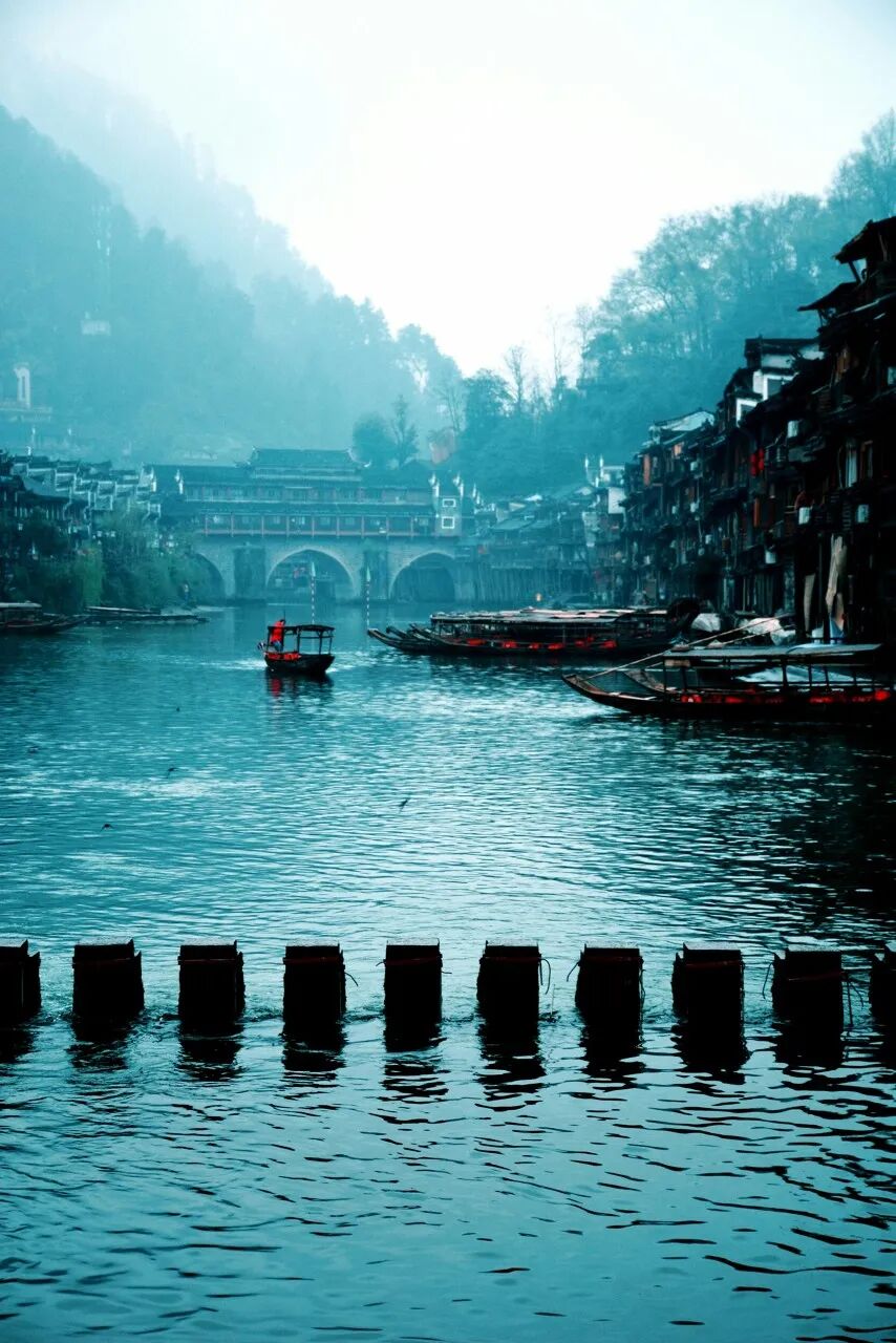 中国最被“误解”的地方，因赶尸出名，美到不像人间，让黄磊爱了很多年...