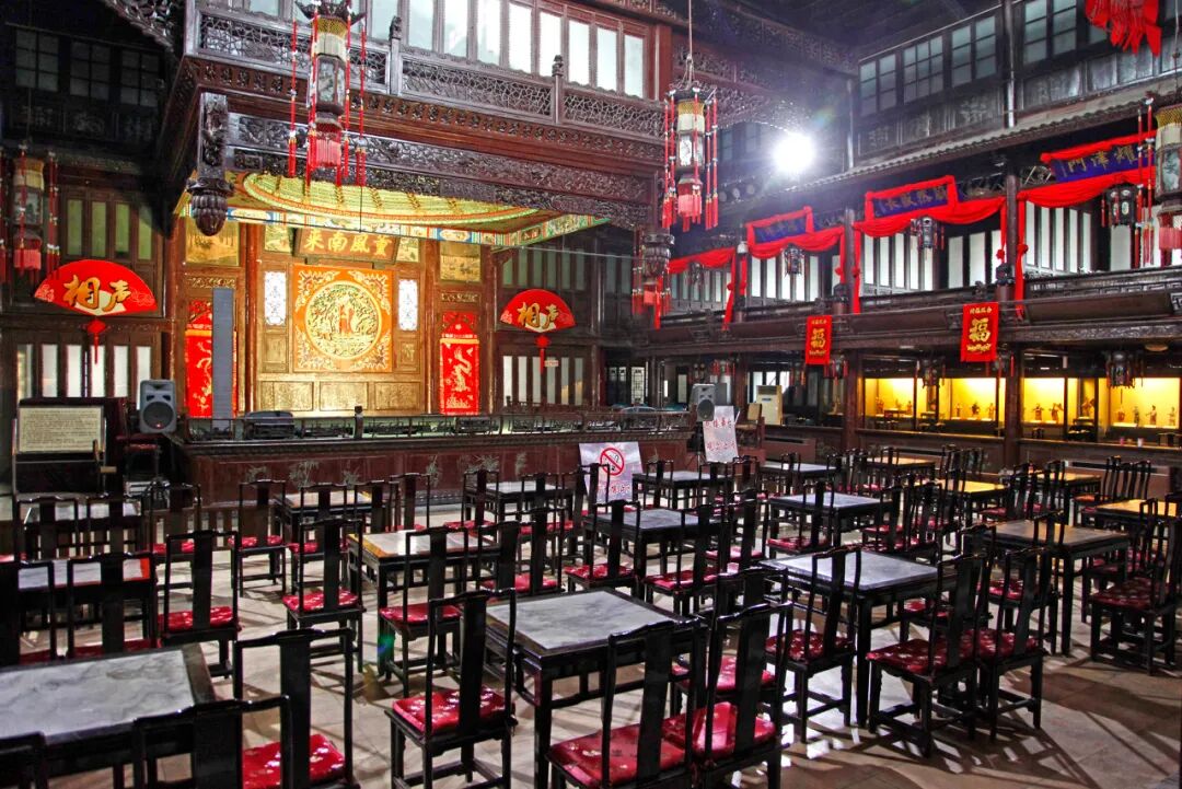 中国最快乐的城市，曾是北方NO.1，GDP前十不内卷，比县城都幸福，去一次相当于环游世界！