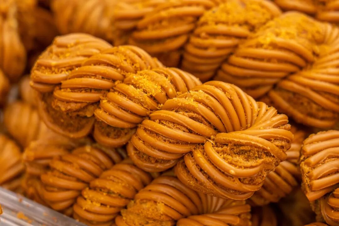 中国最快乐的城市，曾是北方NO.1，GDP前十不内卷，比县城都幸福，去一次相当于环游世界！