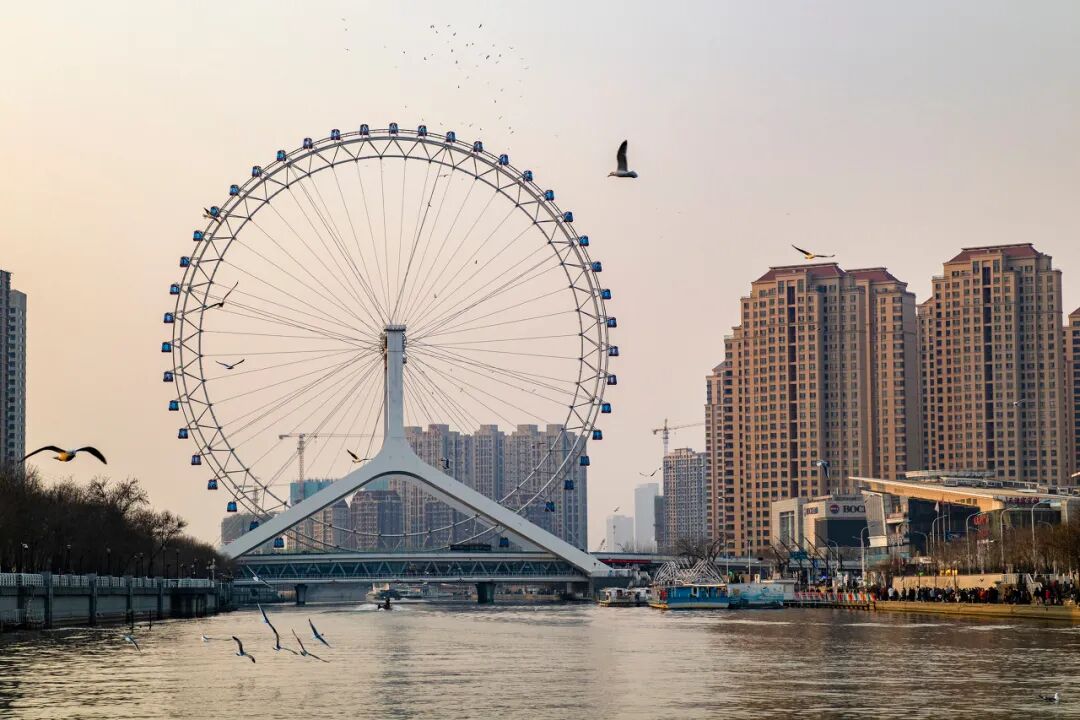 中国最快乐的城市，曾是北方NO.1，GDP前十不内卷，比县城都幸福，去一次相当于环游世界！