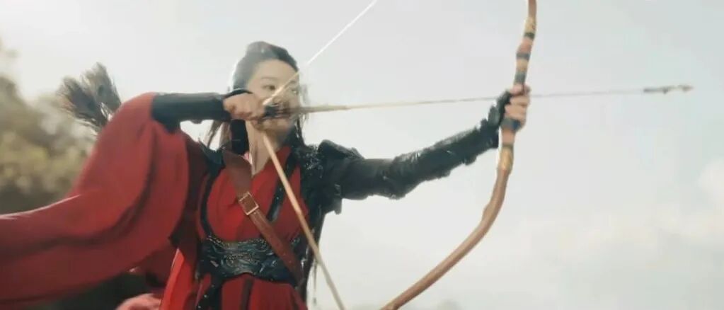 李沁出道以来第一次摇人宣传