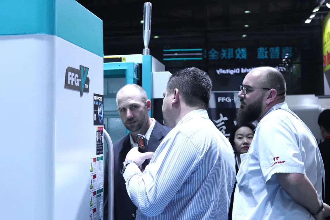 CCMT2026第十四届中国数控机床展览会首日 | 友嘉集团展台盛况