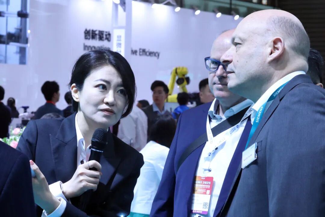 CCMT2026第十四届中国数控机床展览会首日 | 友嘉集团展台盛况