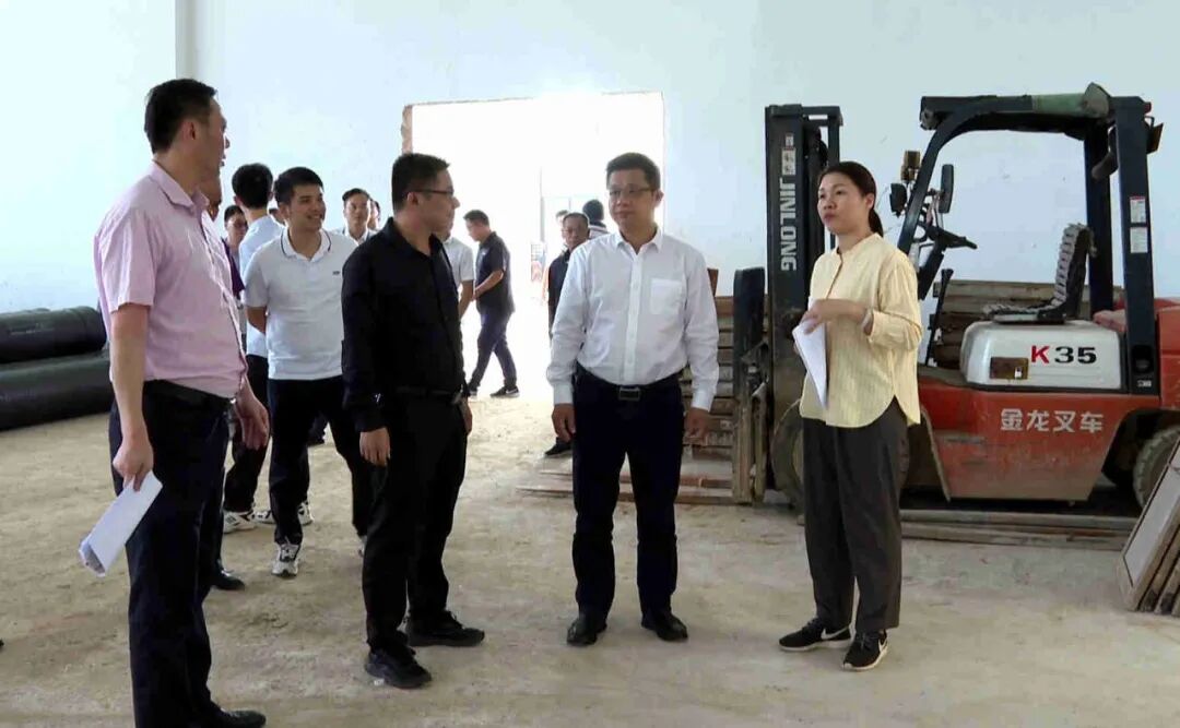 陈超常到古水调研集全县之力攻坚克难确保如期建成省级美丽圩镇示范点