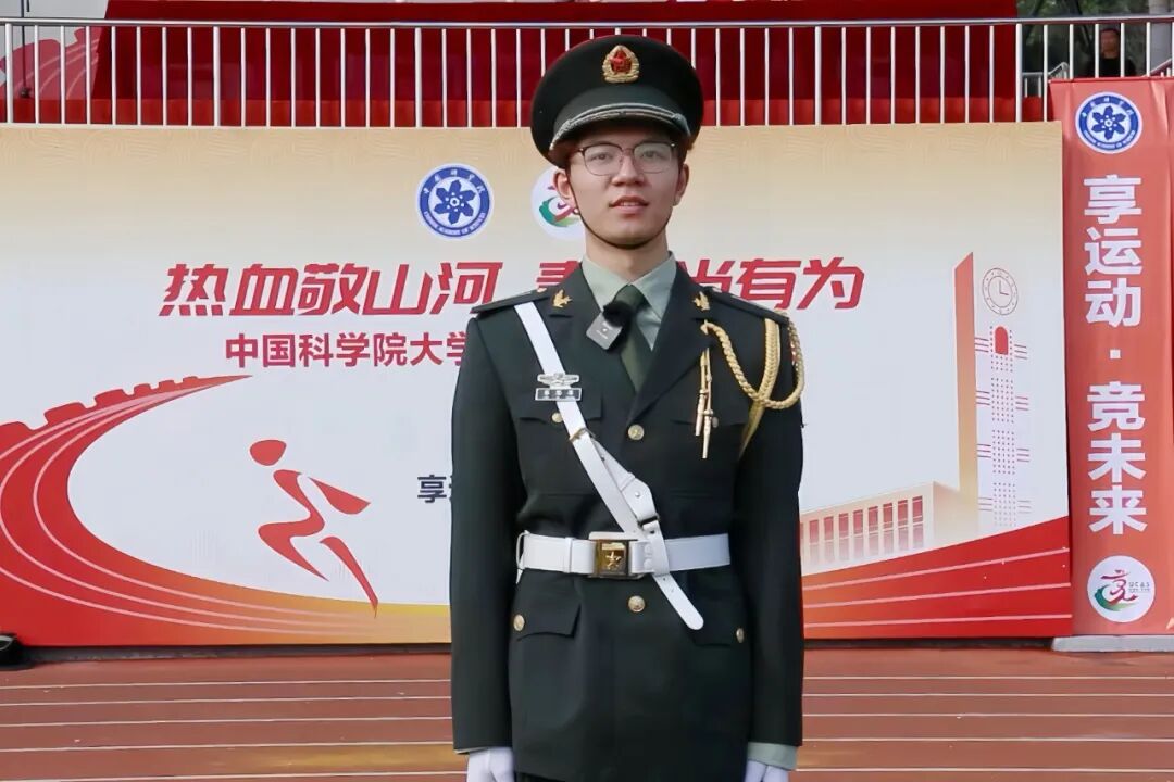 蔡思源 调色（刘欣覃 摄）.jpg