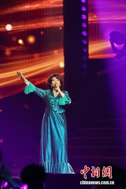 “湾区升明月”2025大湾区电影音乐晚会在澳门举行