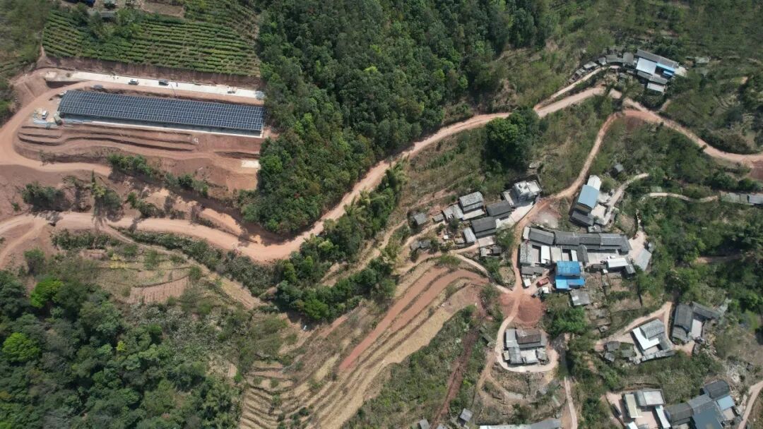 普洱墨江光伏式养殖小区为乡村振兴注入绿色动能