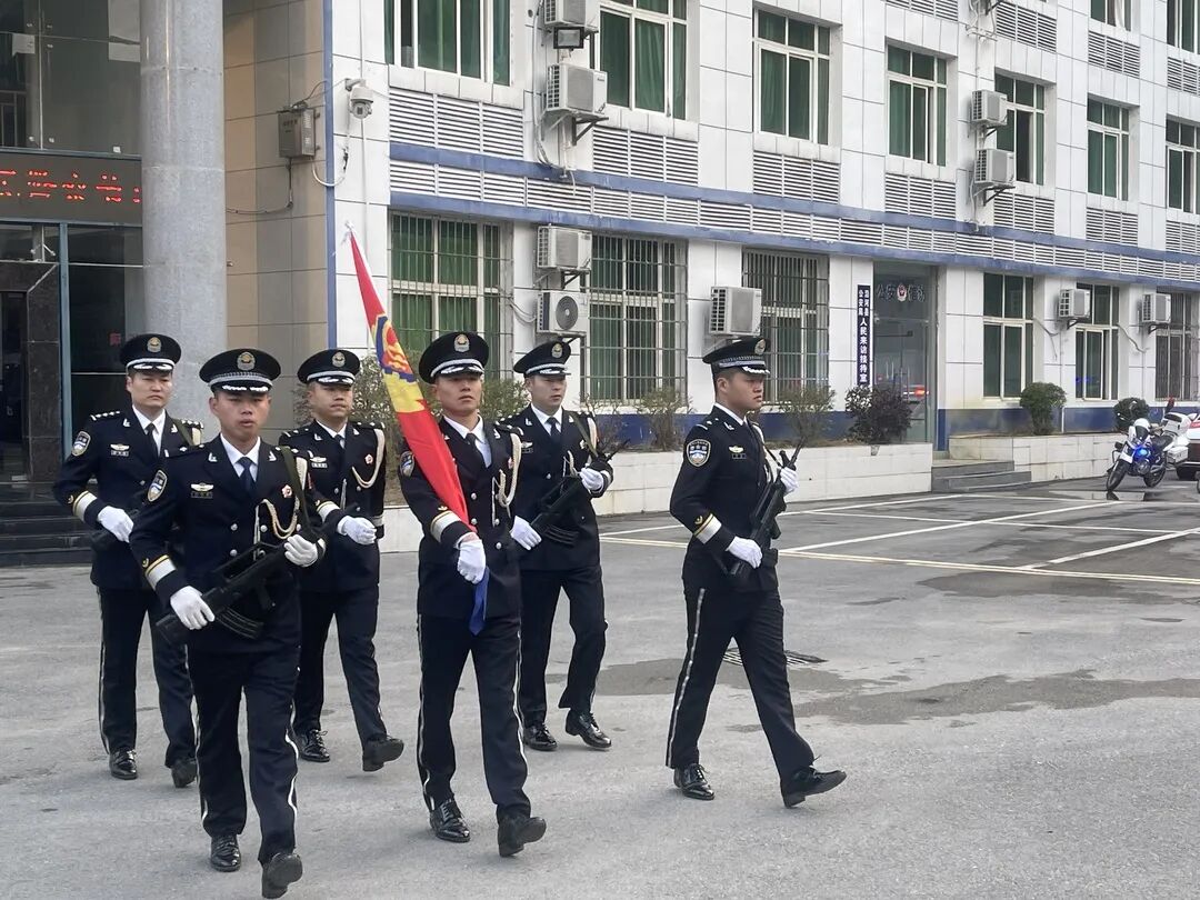 沿河：开展系列活动庆祝第四个“中国人民警察节”(图2)