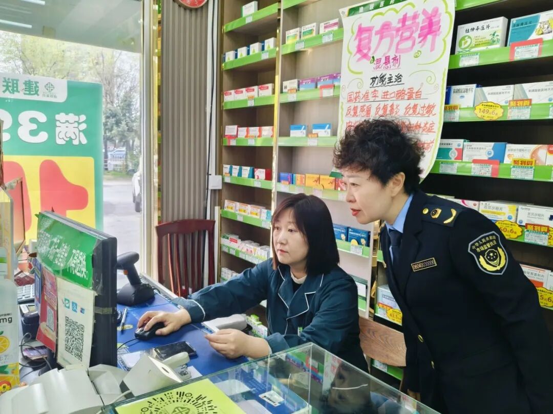 以“坚守”换“安心” “市监蓝”织密安全防护网（二）__以“坚守”换“安心” “市监蓝”织密安全防护网（二）