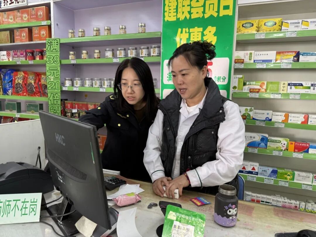 _以“坚守”换“安心” “市监蓝”织密安全防护网（四）_以“坚守”换“安心” “市监蓝”织密安全防护网（四）