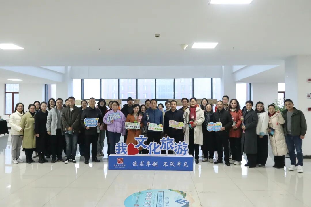 把“春”种进了艺术，“艺旅春风集”太会了！！