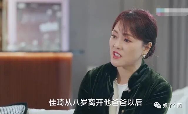 李佳琦能成为“直播一哥”，多亏他背后的女人，曾穷到没钱交学费
