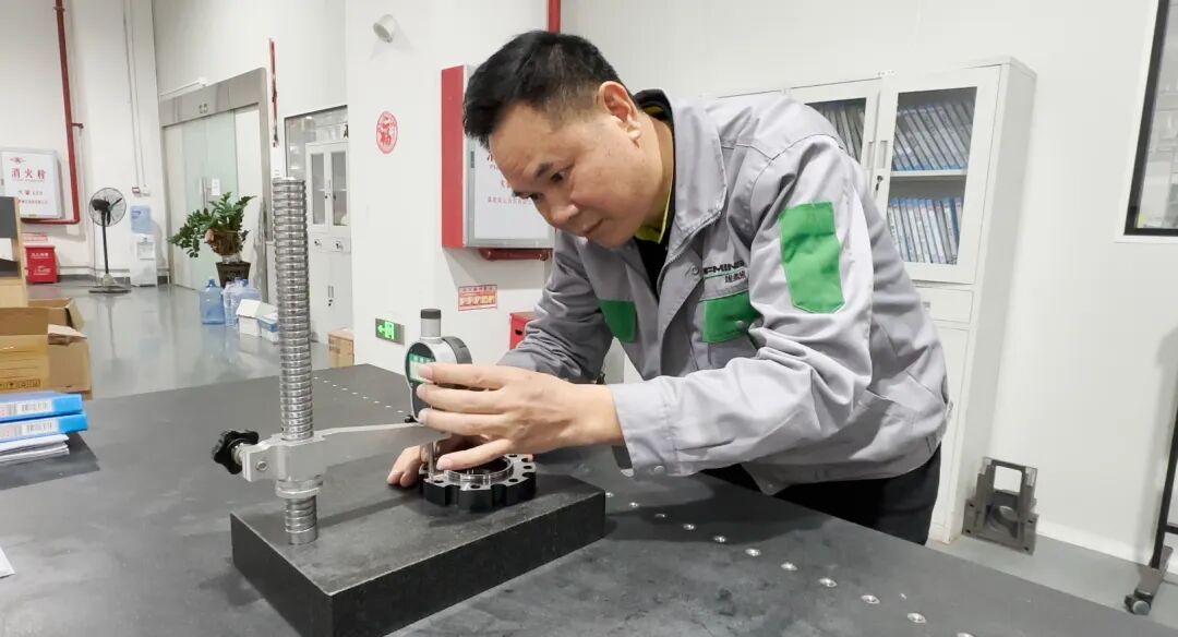 埃弗米十周年员工特辑 | IQC主管罗浩嘉：把品质刻进时光里