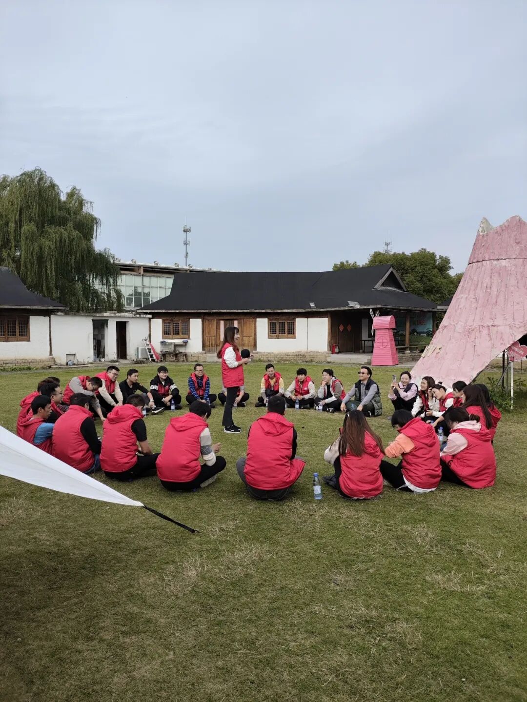 戶(hù)外活動(dòng)，共鑄團隊精神