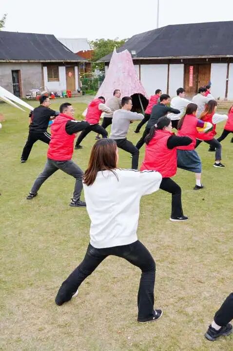 戶(hù)外活動(dòng)，共鑄團隊精神