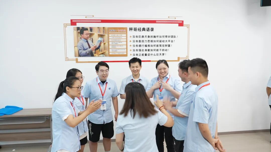 团队友谊赛：凝心聚力，共创佳绩