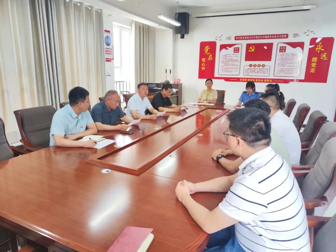 师市城市管理局组织新入职人员开展岗前谈心谈话