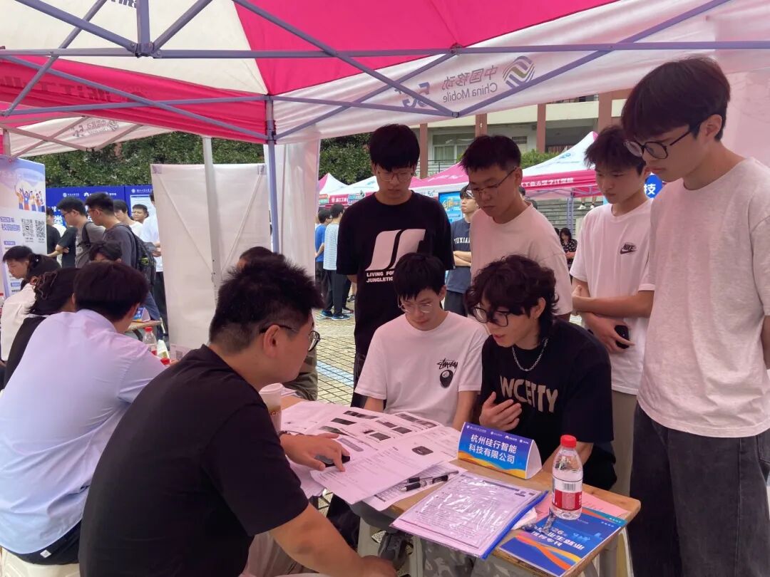 微信图片_20251017164614_309_173.jpg
