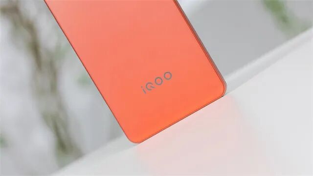 iQOO Z10 Turbo Pro评测：同级最强的性能体验和续航王者