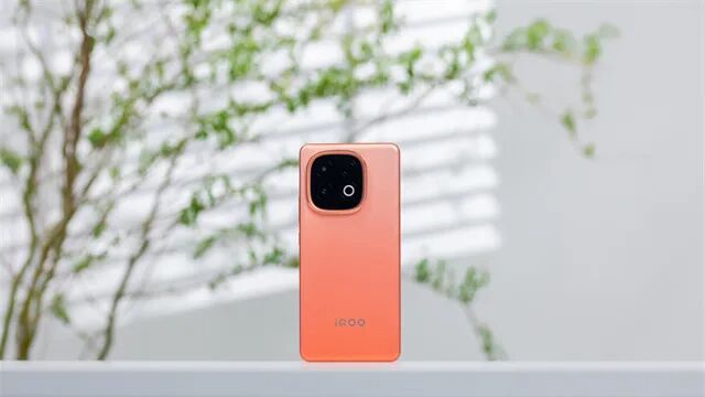 iQOO Z10 Turbo Pro评测：同级最强的性能体验和续航王者