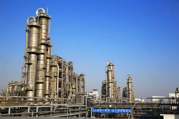 重磅！打破PA66关键原料国外垄断！神马集团将实现己二腈自主生产！今日PC最高涨400元！迈出新步伐！的图2