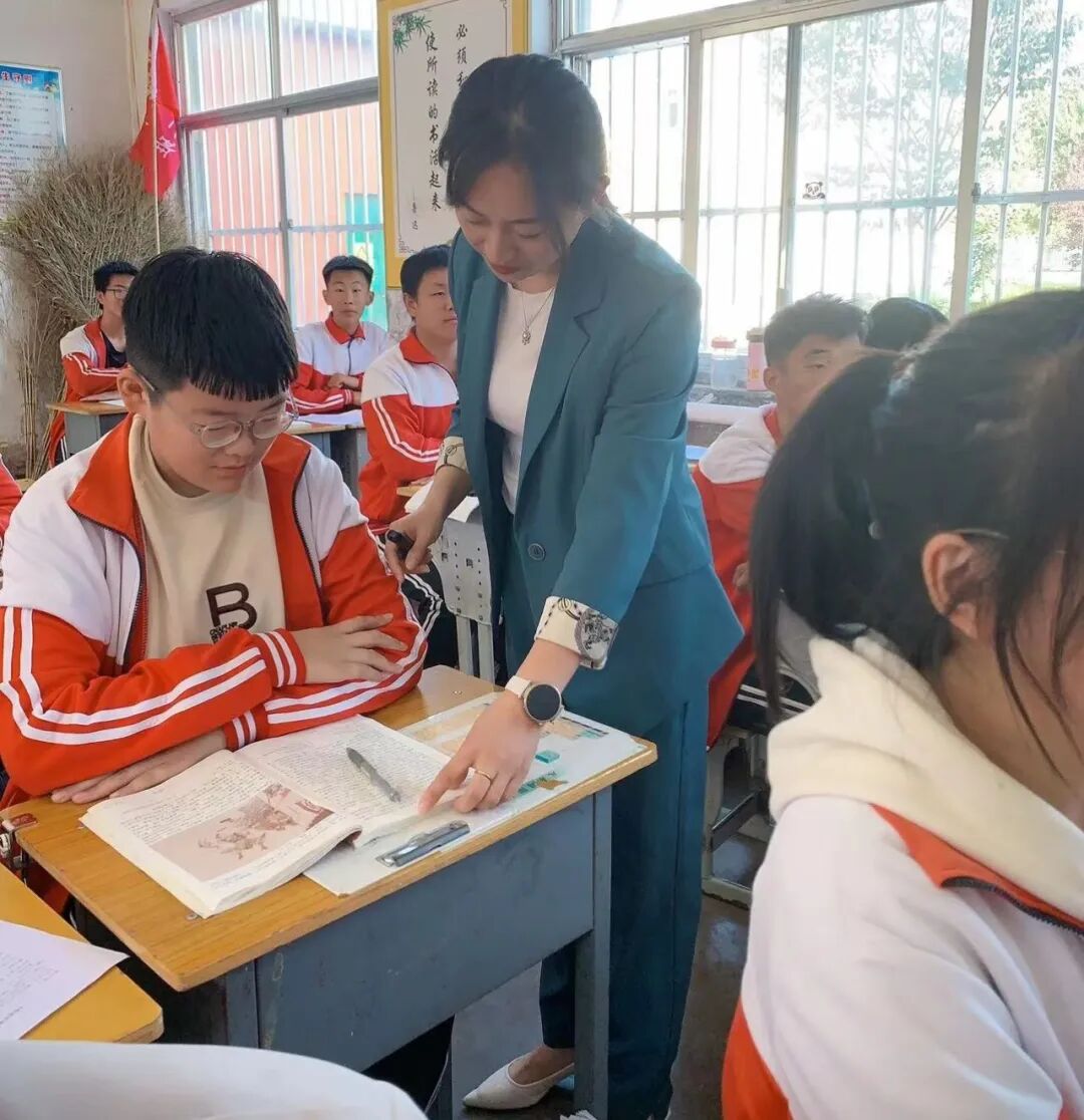 金乡县兴隆中学开展初中语文名师工作室送教下乡活动