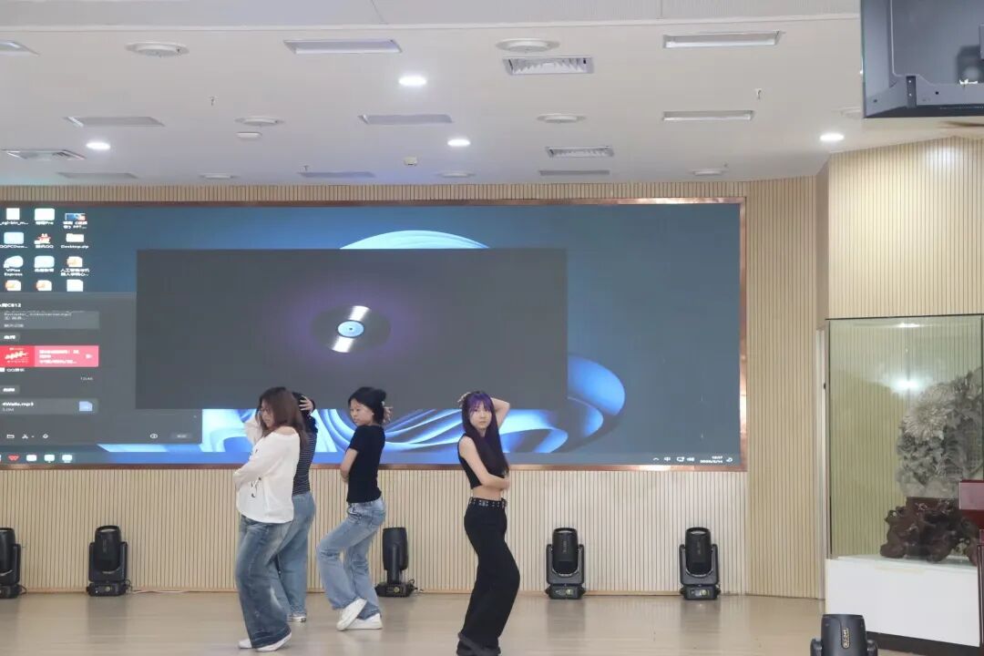 e084248cc8c596be0c979b41f7e9ab4d.jpg