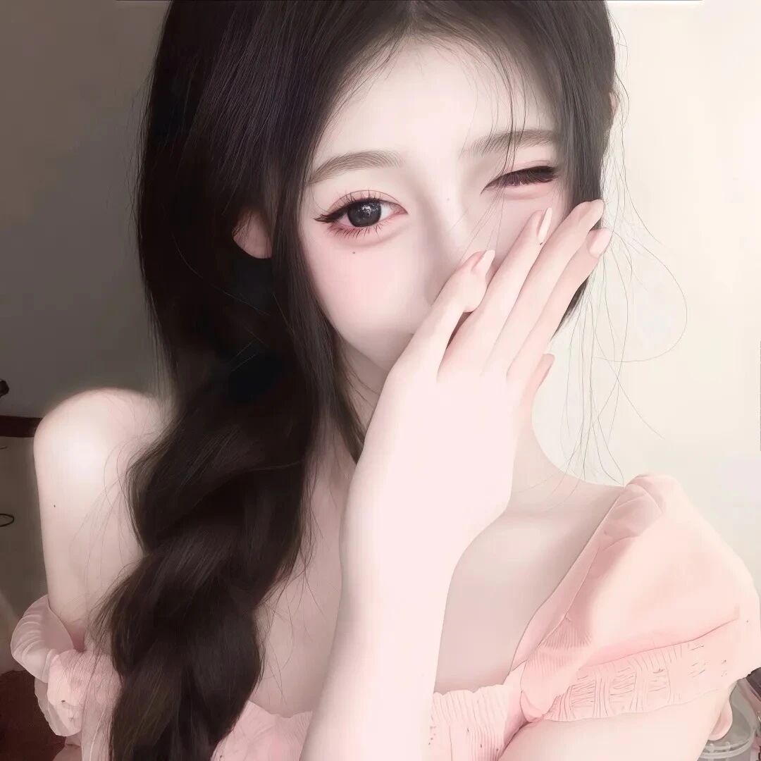 捂嘴纯欲女生头像