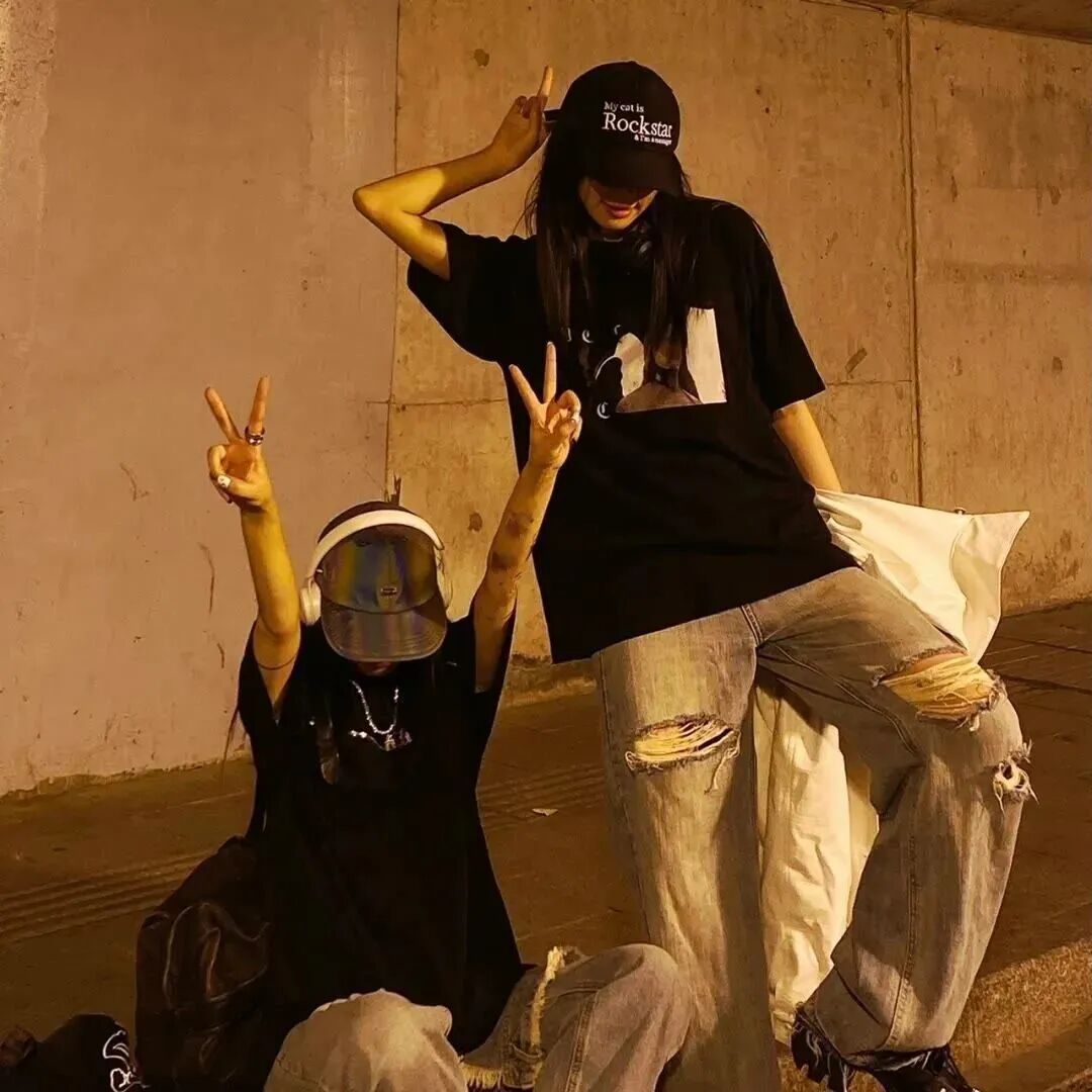 xiuxianguimitouer休闲帽潮流二人闺蜜头像真人闺蜜头像