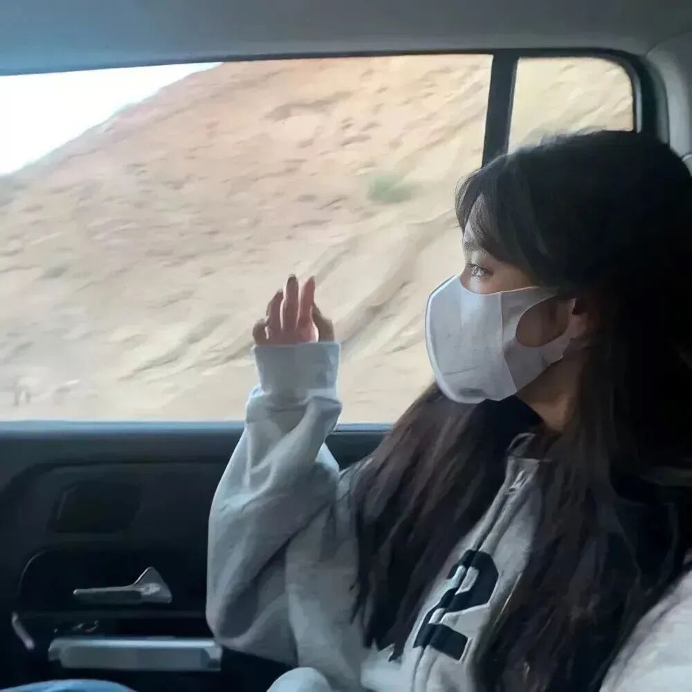 车内小众不露脸女生头像