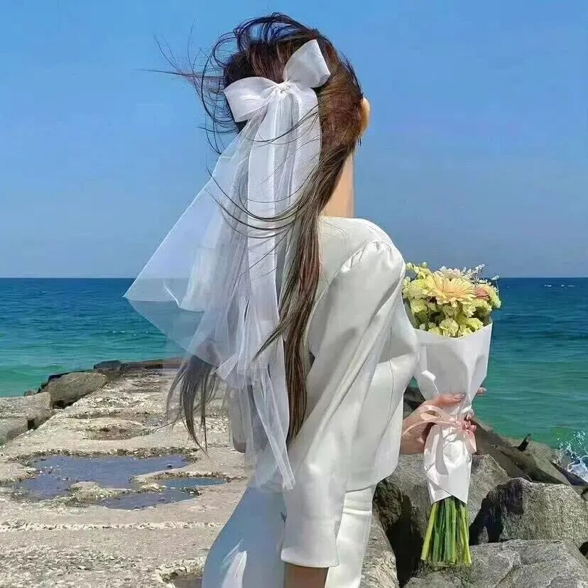 氛围感婚纱不露脸鲜花温柔女生头像