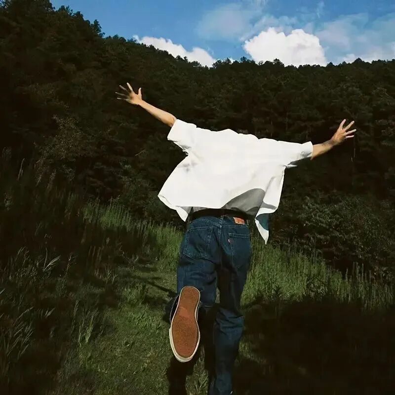 氛围感不露脸男生头像