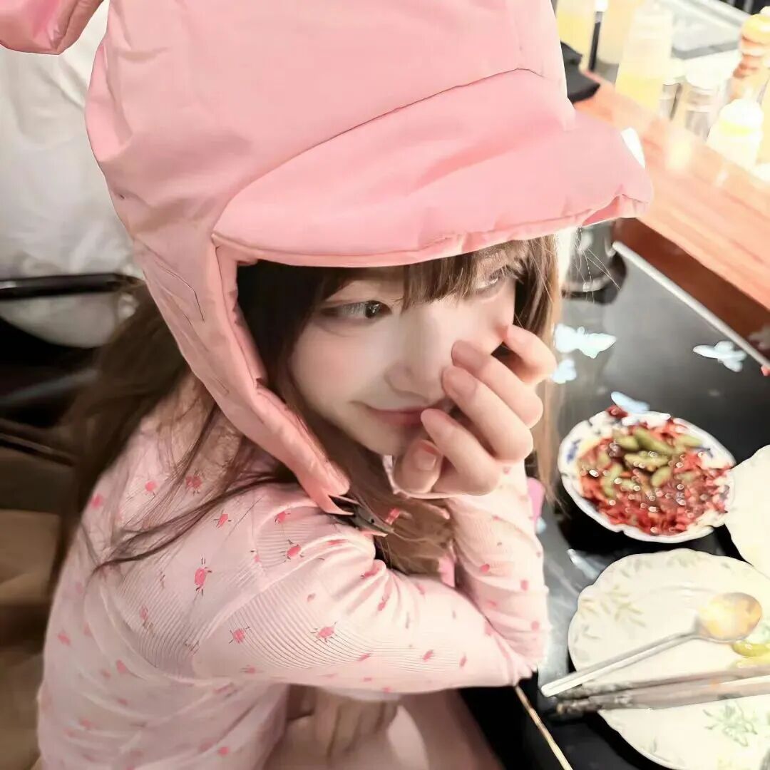 吃饭少萝女生头像