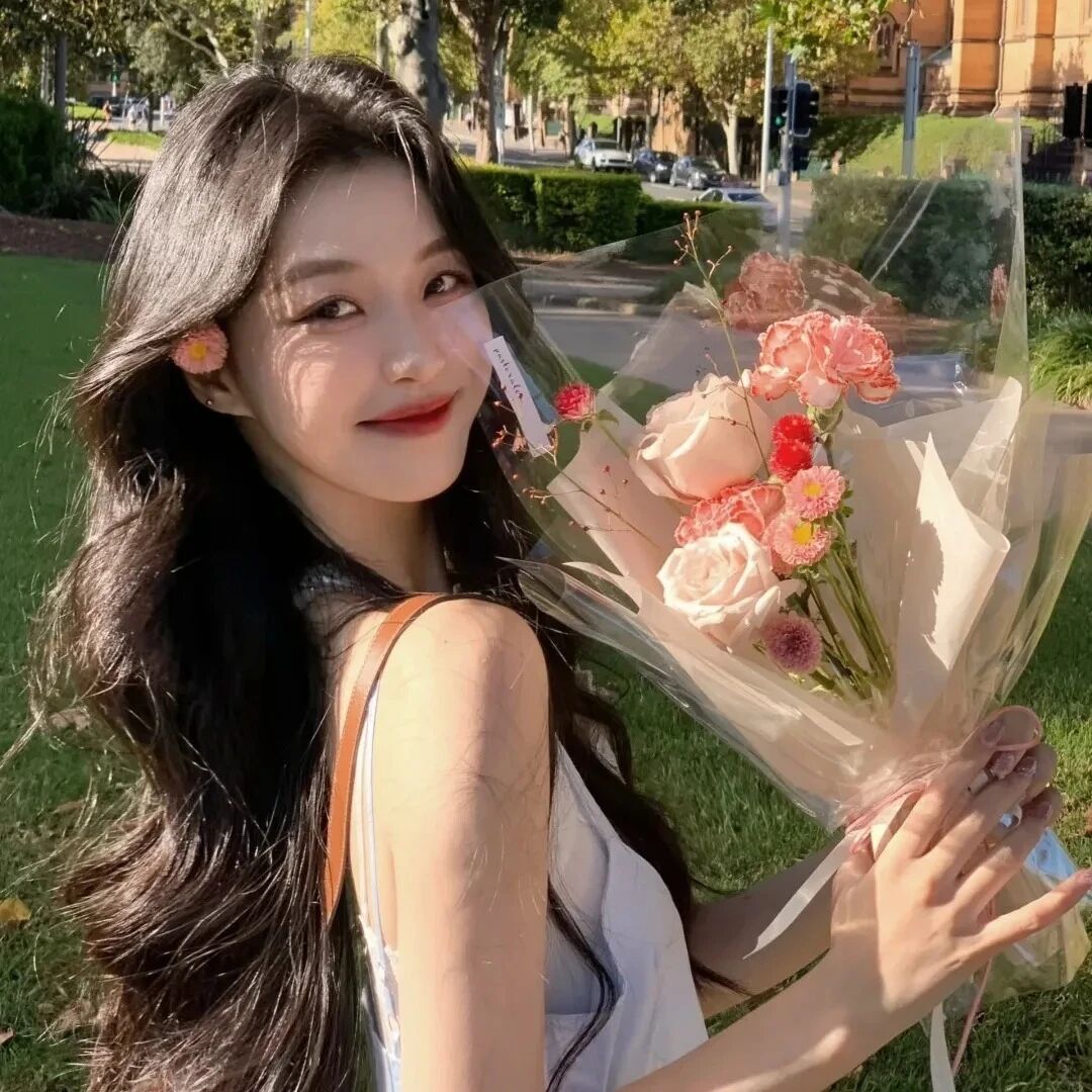 鲜花温柔女生头像