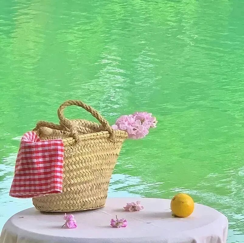 春天朋友圈背景图