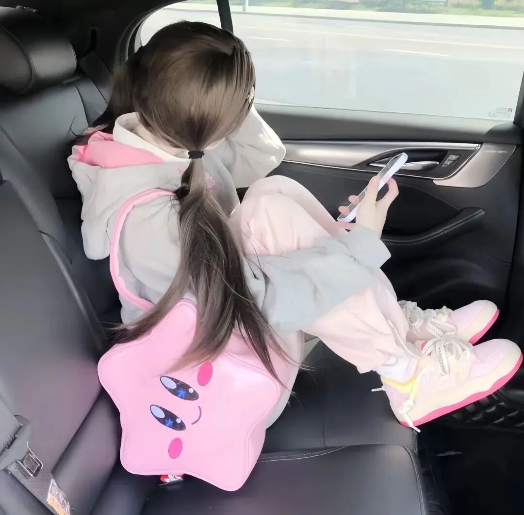 车内少萝不露脸女生头像
