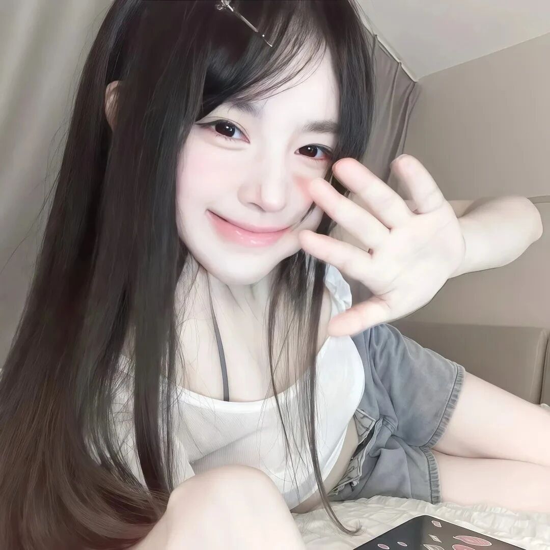 手势甜妹女生头像
