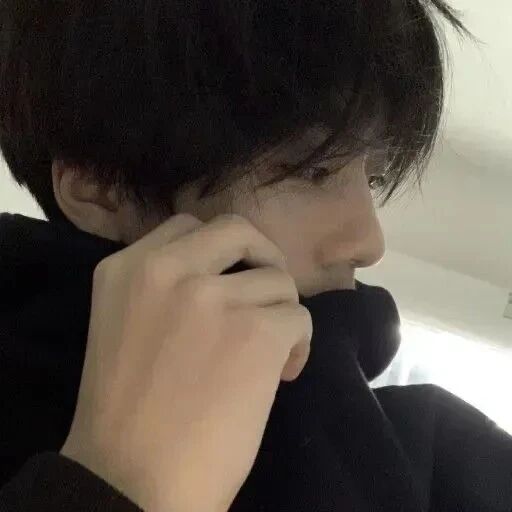 个性侧脸男生头像