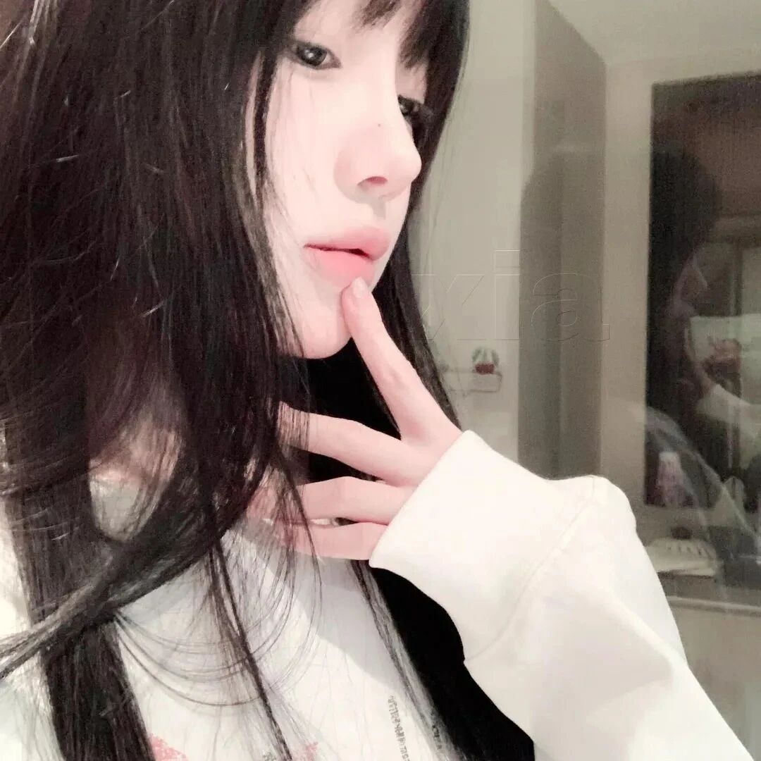 小众侧脸女生头像