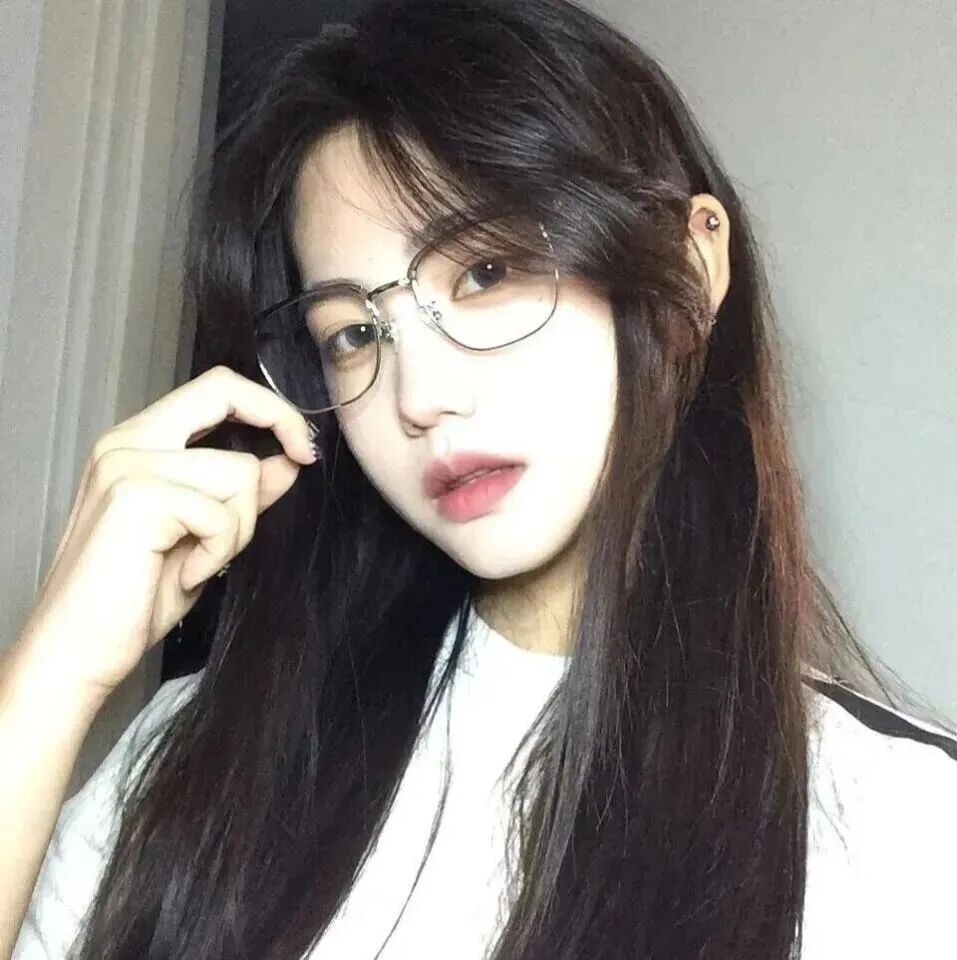 御姐女生头像