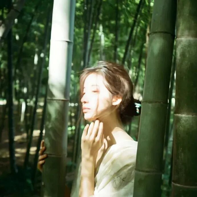 女生 女生头像 女头 小清新 小清新头像 侧脸 侧脸头像