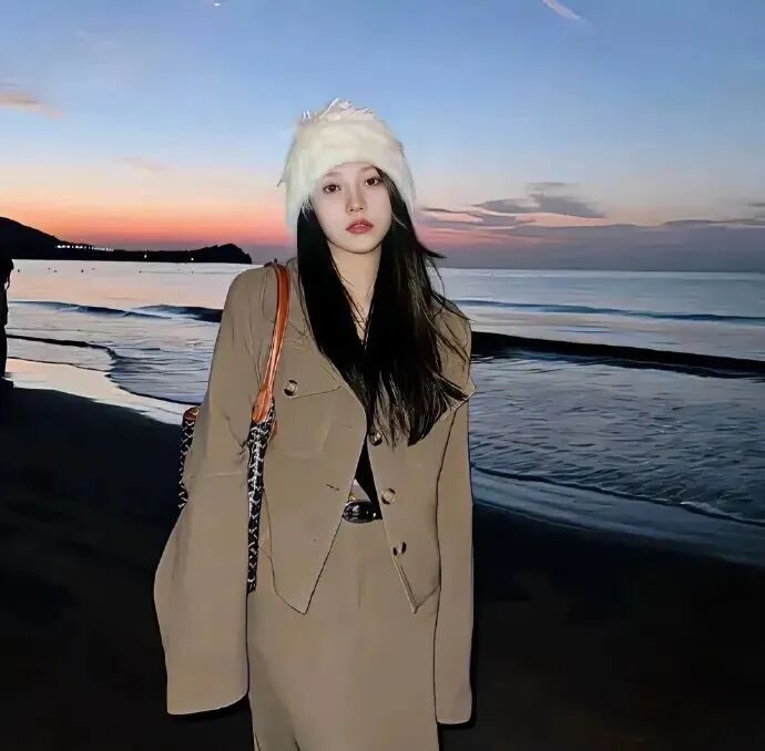 女生 女生头像 女头 氛围感 氛围感头像 海边头像